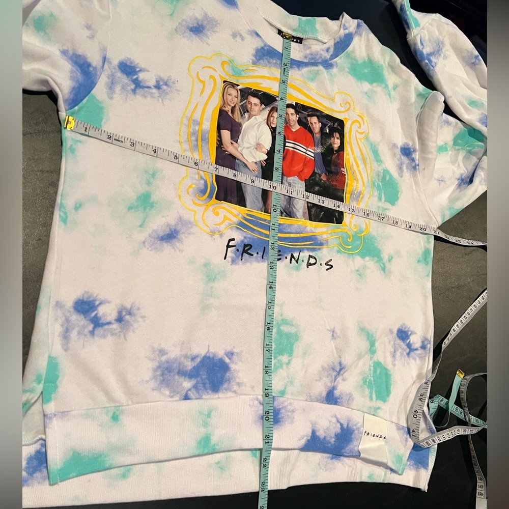 Friends Cast Juniors Tie-dye Graphic Sweatshirt - Picture 8 of 11
